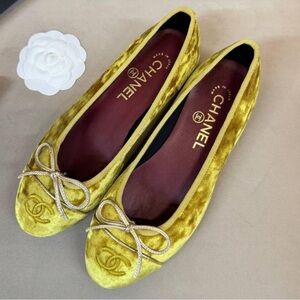 ISO!!! CHANEL Yellow Velvet Ballet Flats with CC Logo